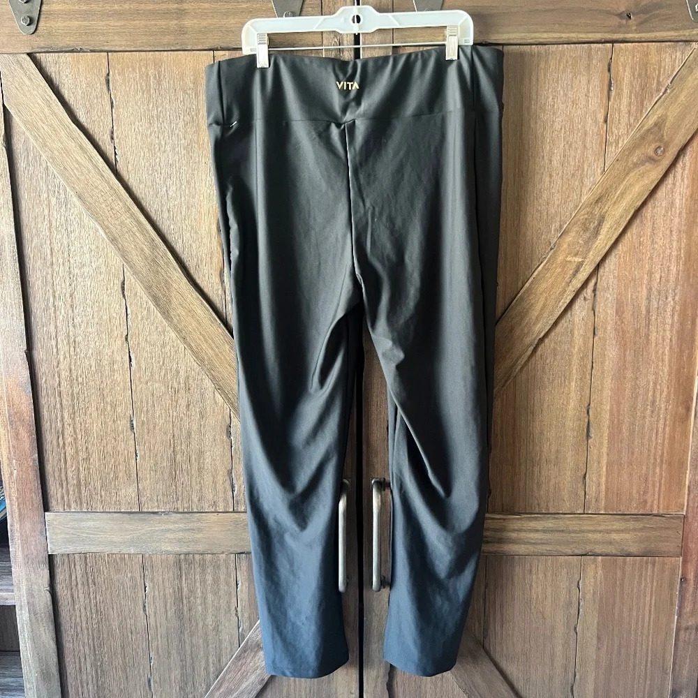 Vita High-Rise Flare Leggings Black Size 3 NWOT - Picture 2 of 5